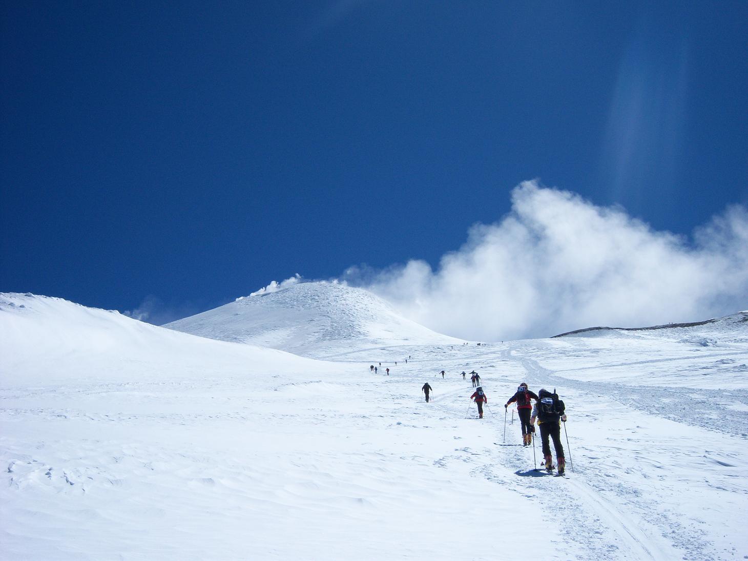 Salita all''Etna con gli sci